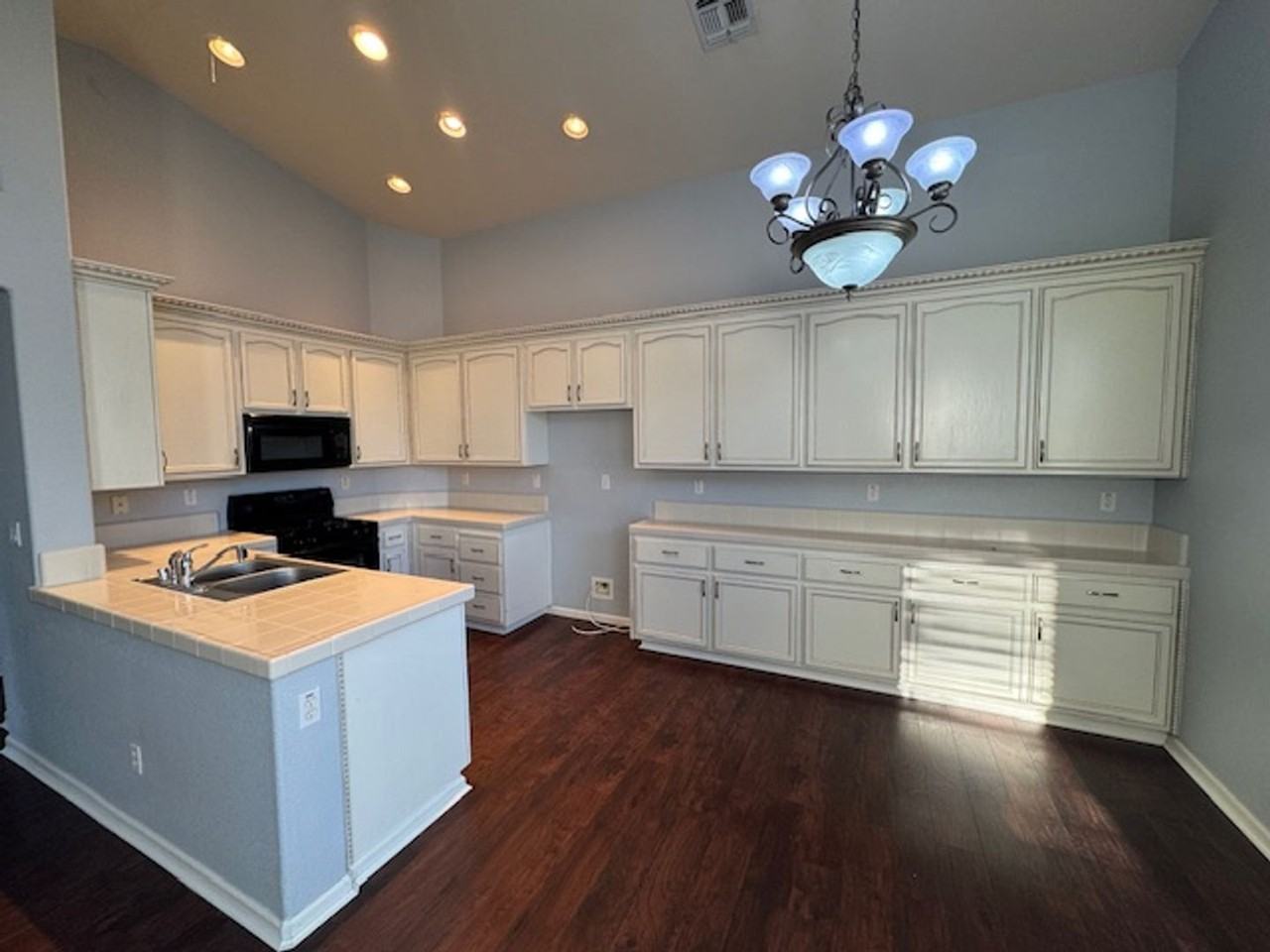 10861 Bellone Way - Photo 3 of 17