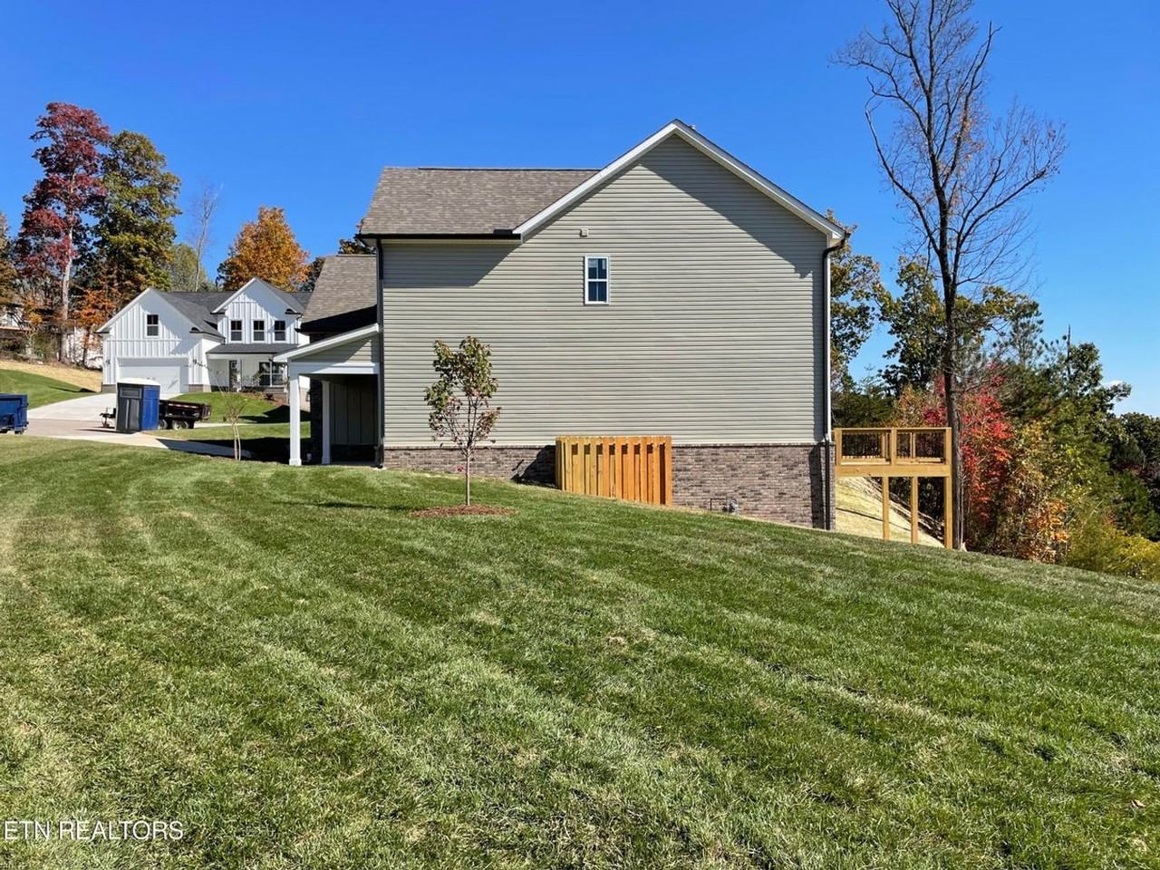 8132 Chapel Hill Ln - Photo 2 of 7