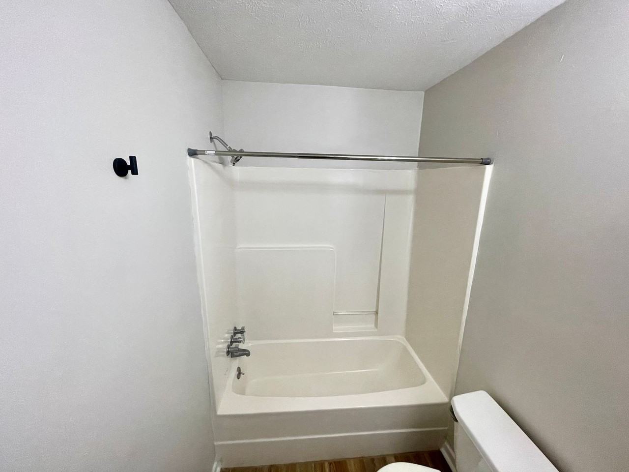 213 Harrell St - Photo 7 of 7