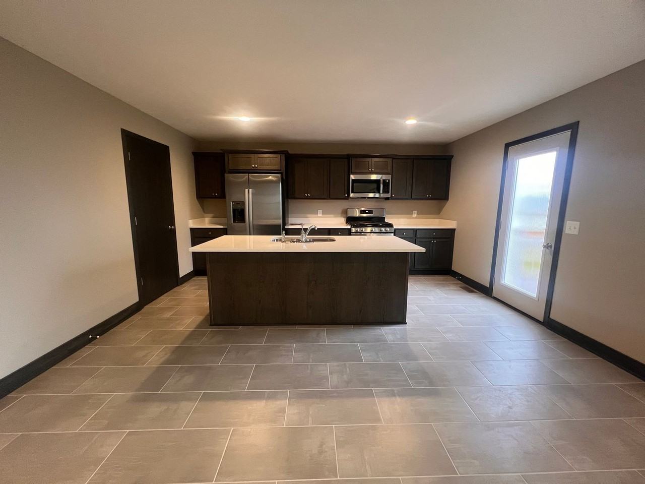 2424 68th St Se - Photo 7 of 31