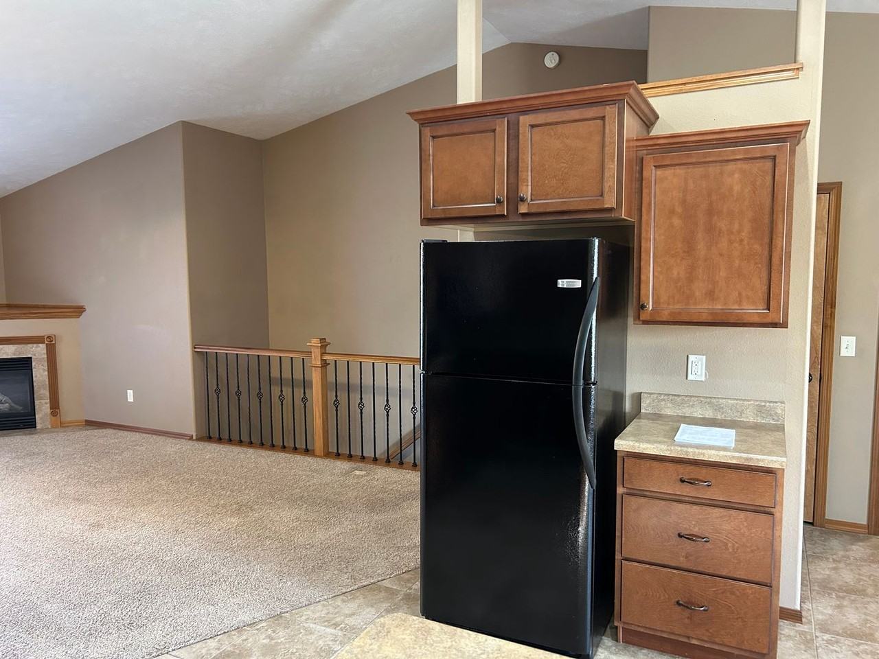 5706 W 58th St - Photo 6 of 27