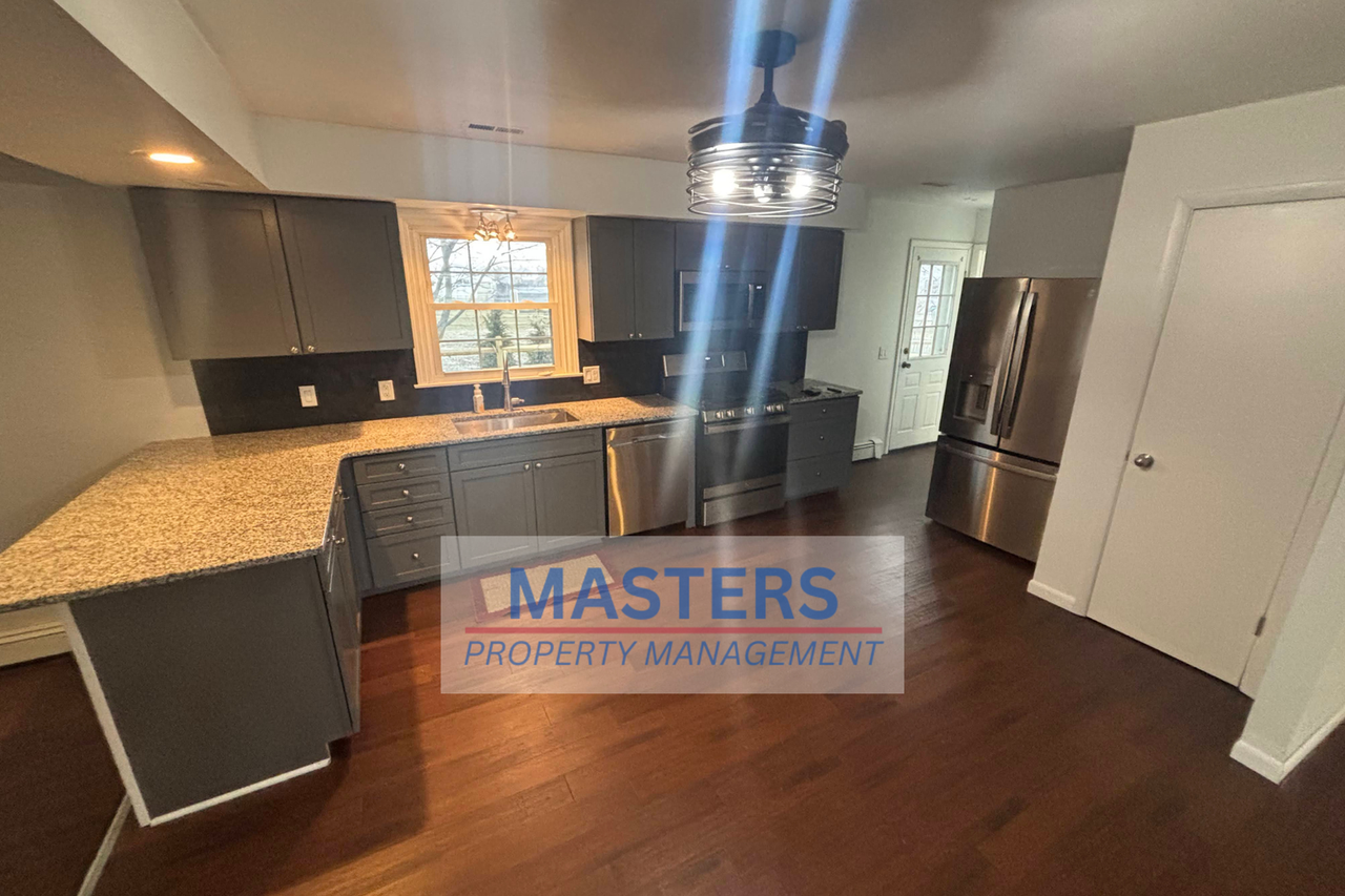 106 N Wynn Rd - Photo 3 of 28