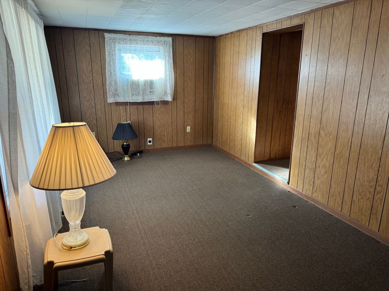 1092 W Vann Rd - Photo 2 of 11