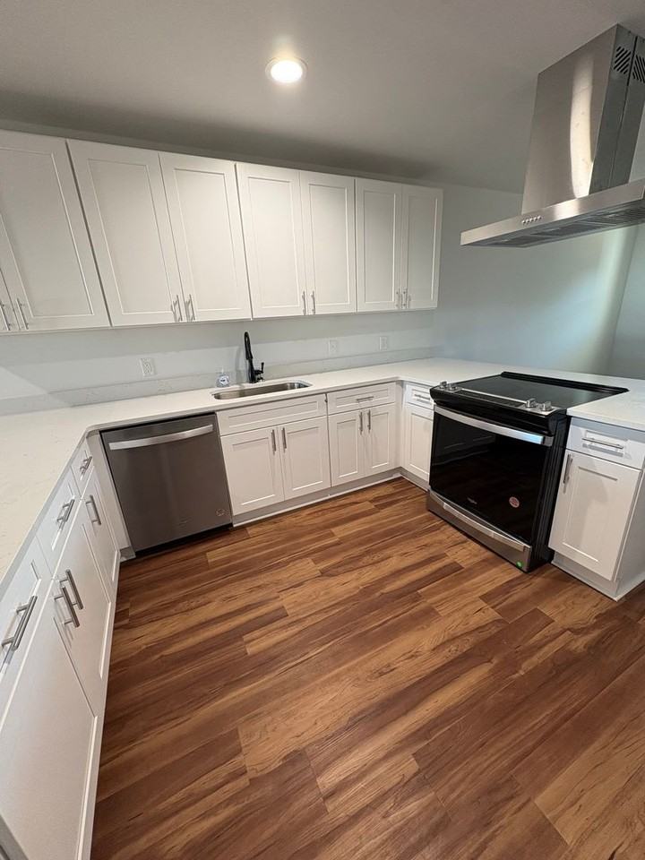 209 Charleston Dr - Photo 6 of 18