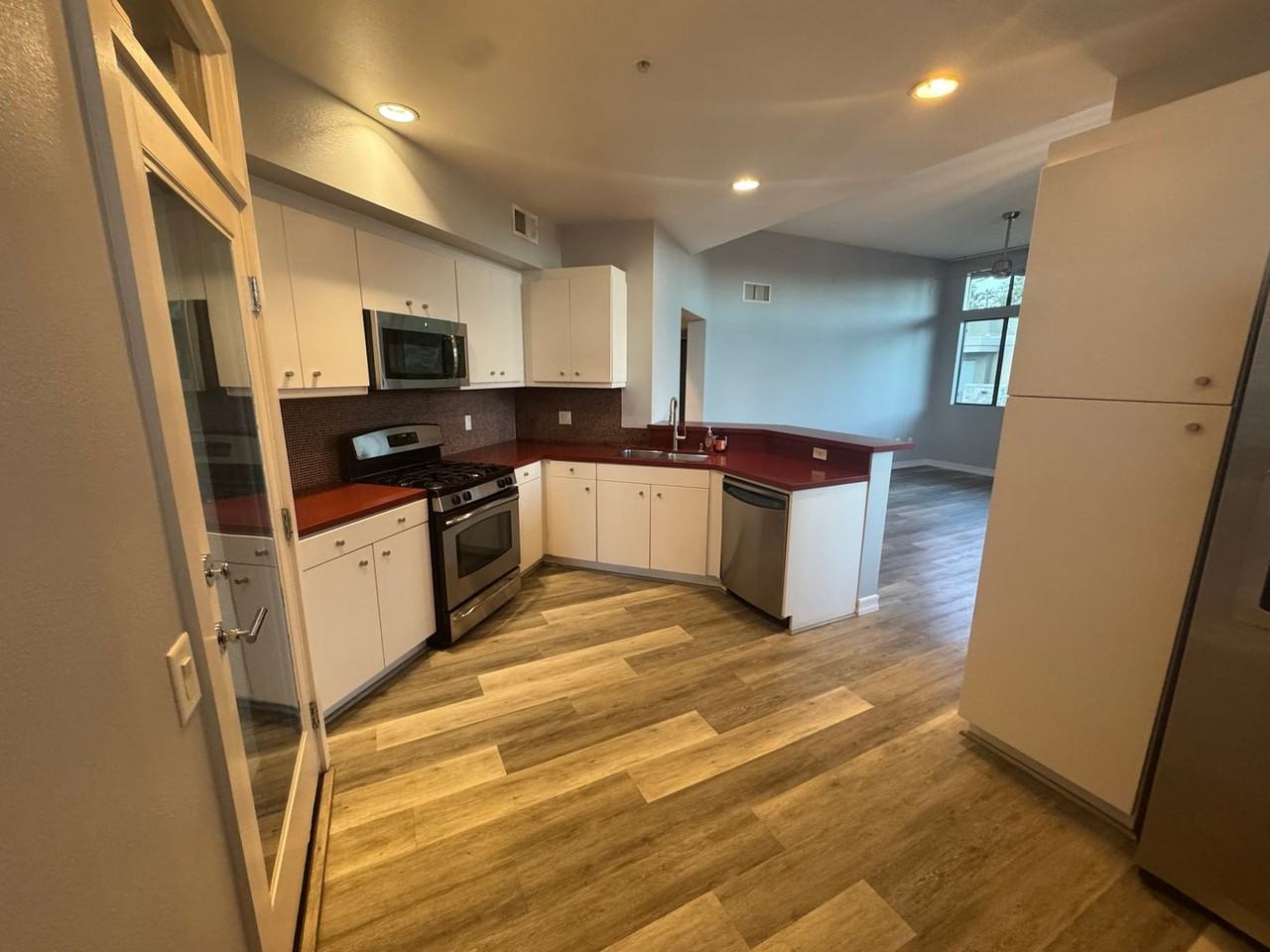 810 E Palm Canyon Dr #201 - Photo 4 of 28