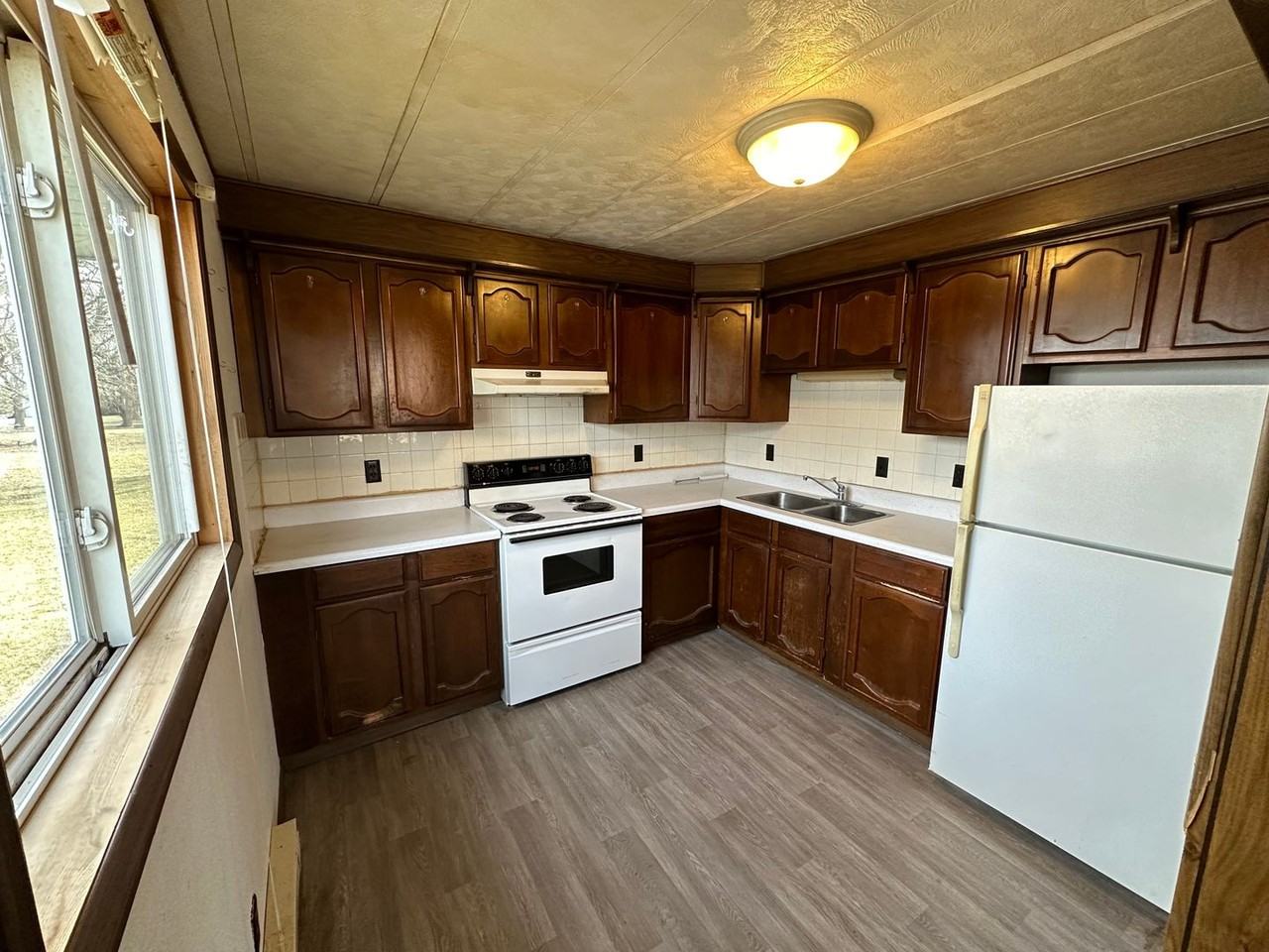 Paullina Duplex (418-420) - Photo 2 of 13