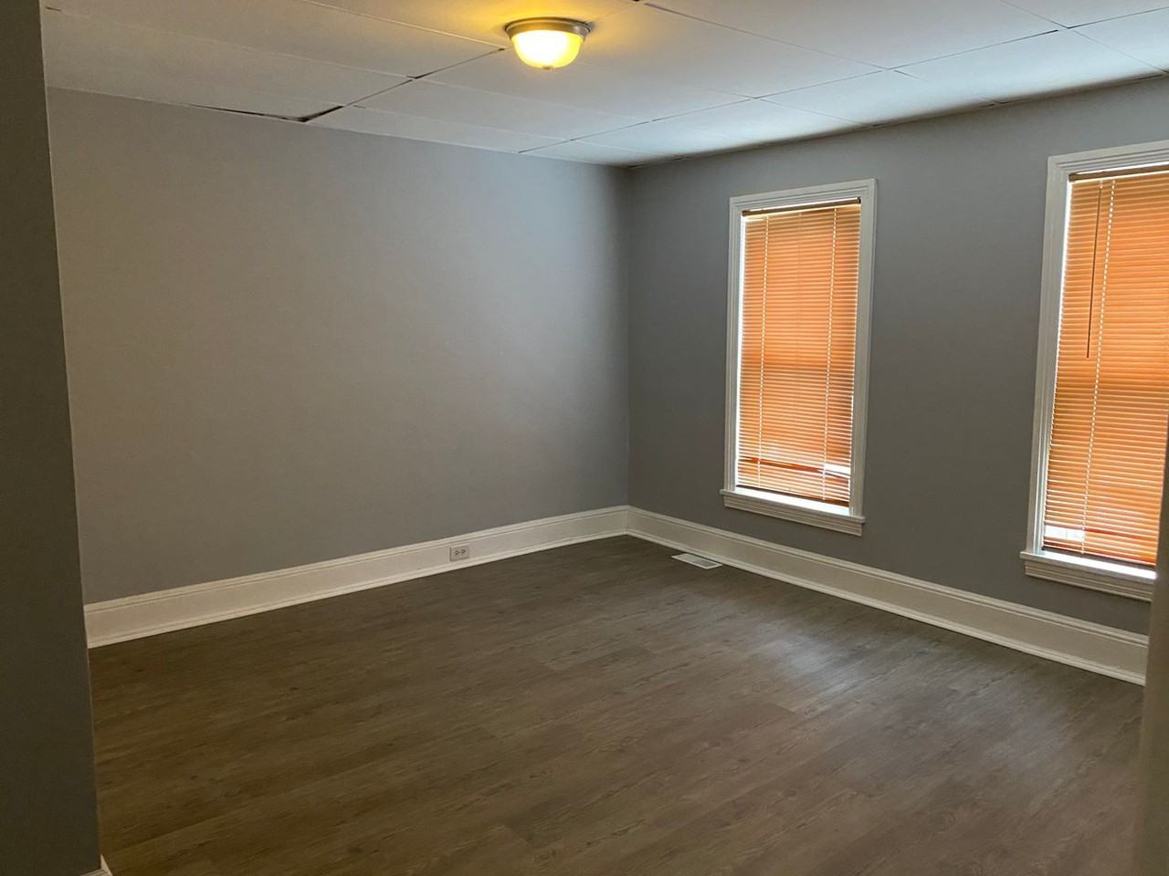 514 South Duke Street - Photo 5 of 6