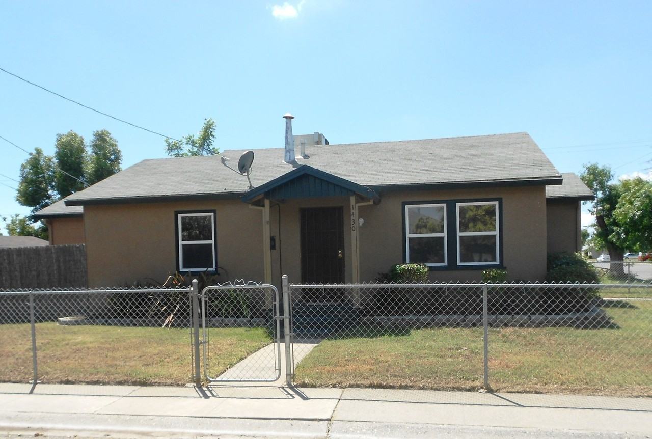 1430 Freeman St - Photo 2 of 3