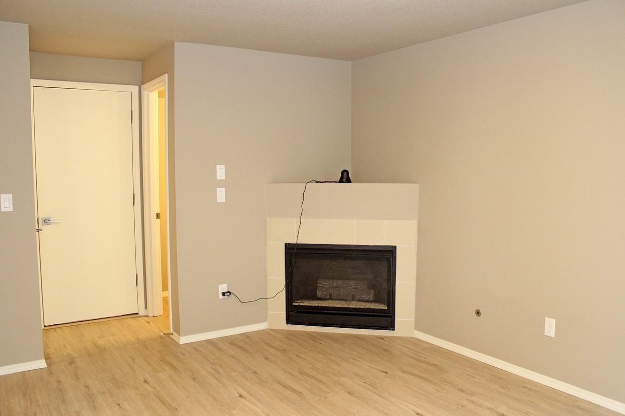 6010 N Wilbur Ave - Photo 6 of 30