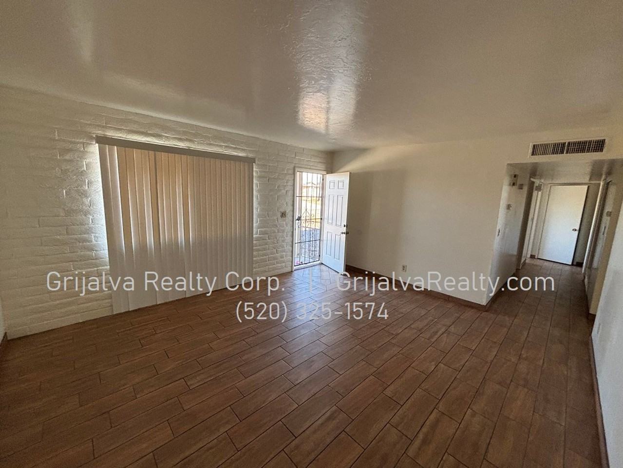 3636 S Edmonton Ave - Photo 2 of 12