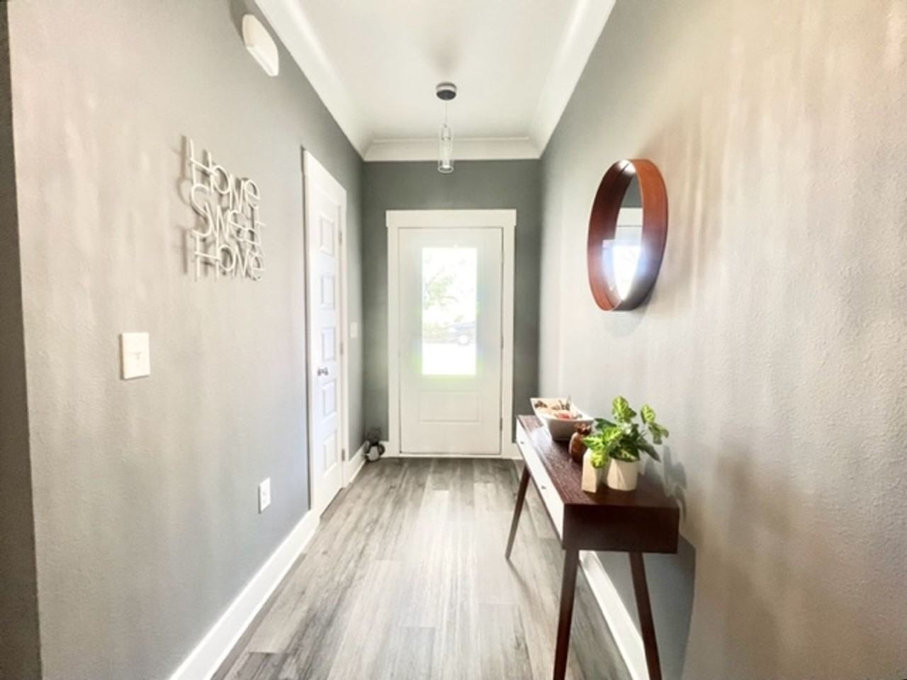 120 Sasser St - Photo 4 of 28