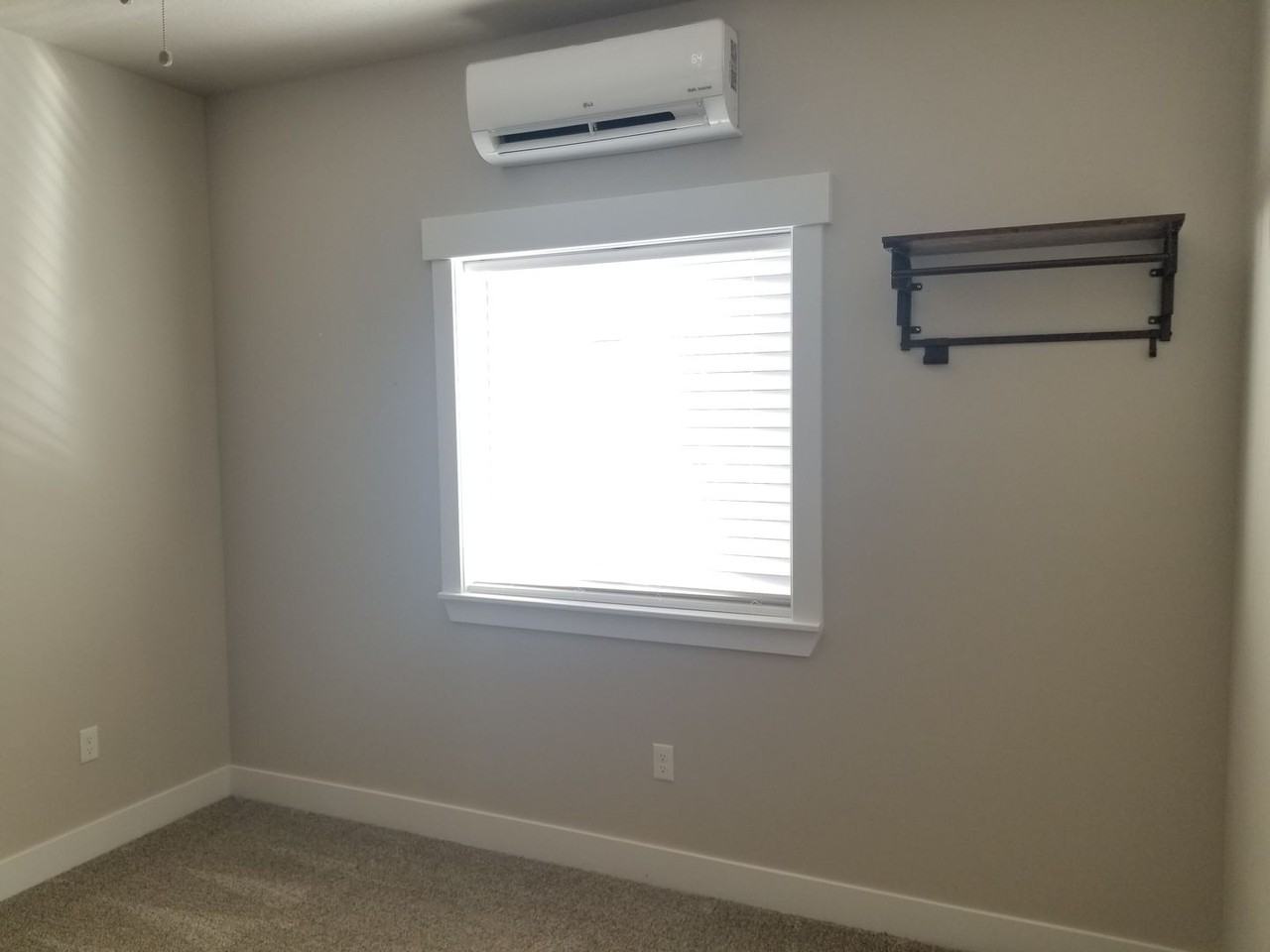 4282 N Maple Ln - Photo 5 of 7