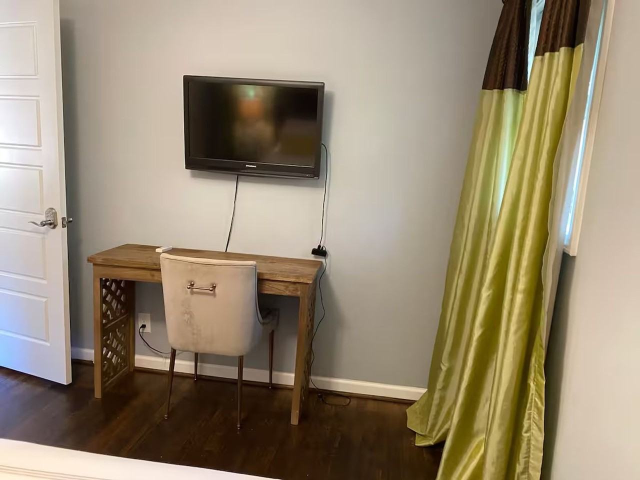 1485 Janmar Dr - Photo 3 of 25