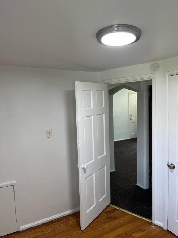 6901 Walnut St - Photo 4 of 11