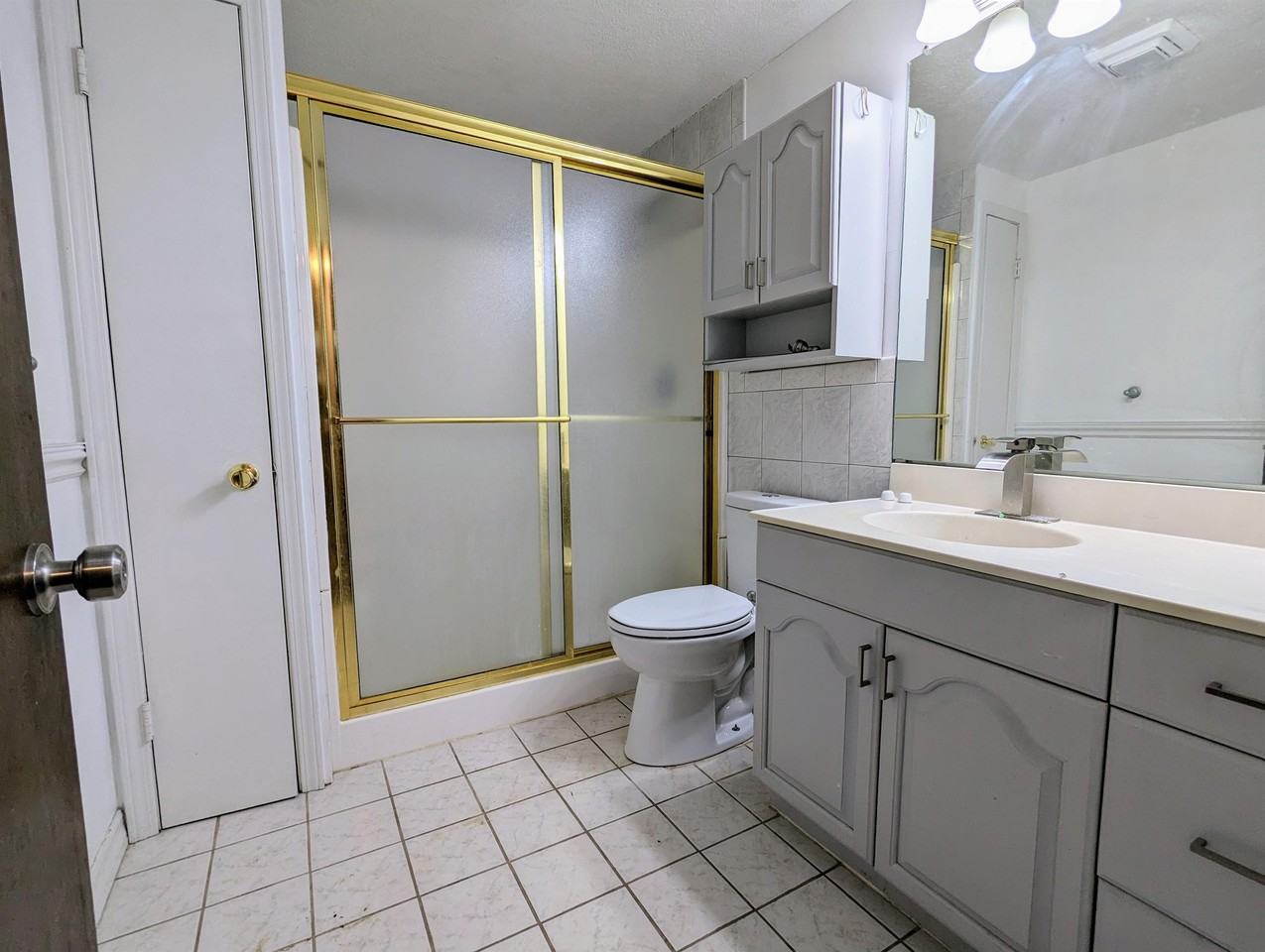 2803 Campbell St - Photo 3 of 9