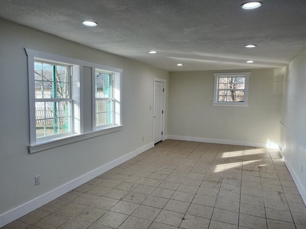 1917 La Questa Dr #LQA - Photo 2 of 7