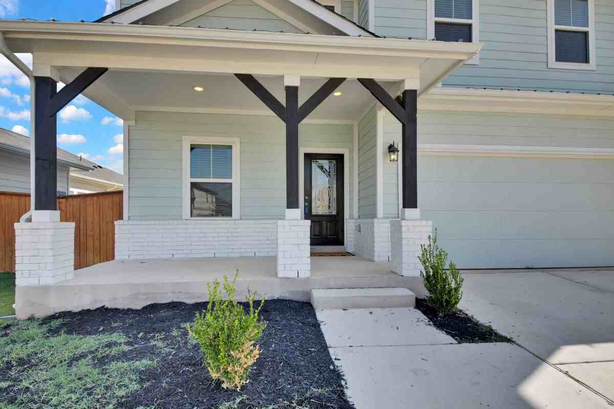 113 Greenthread Dr - Photo 3 of 31