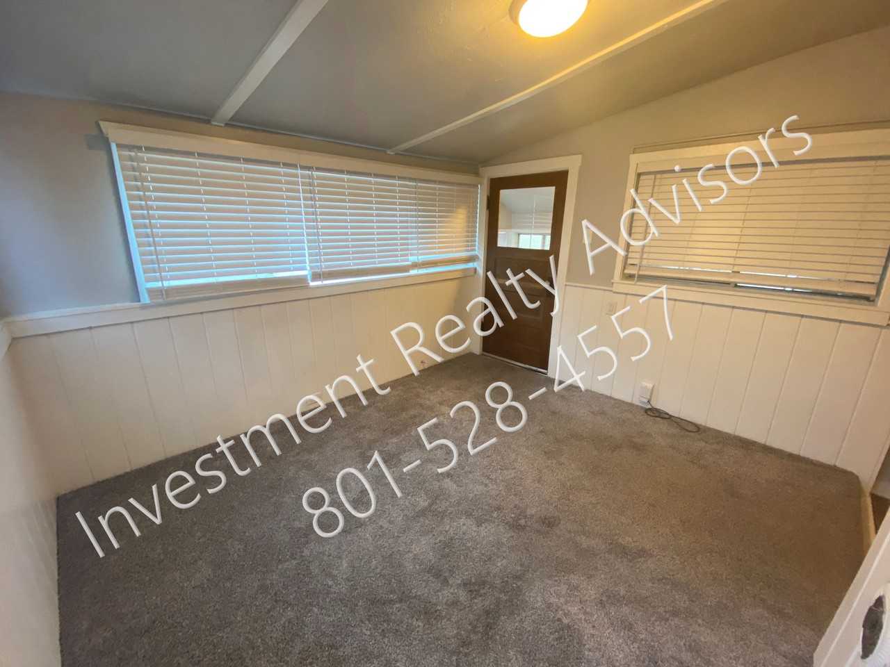 230B N Canyon Side Rd #B - Photo 3 of 11