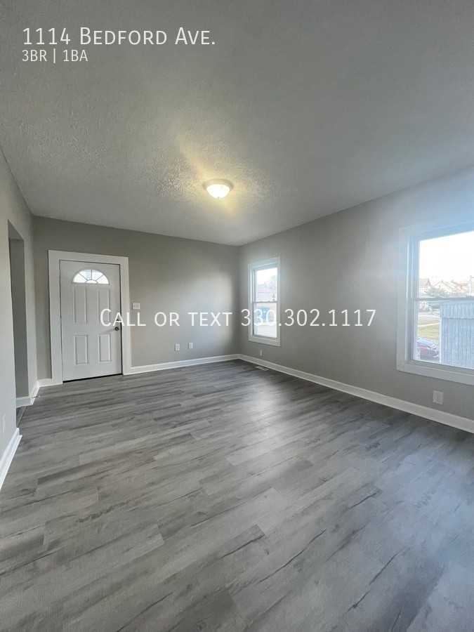 1114 Bedford Ave Sw - Photo 2 of 10