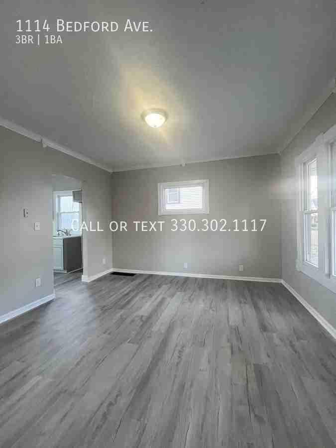 1114 Bedford Ave Sw - Photo 3 of 10