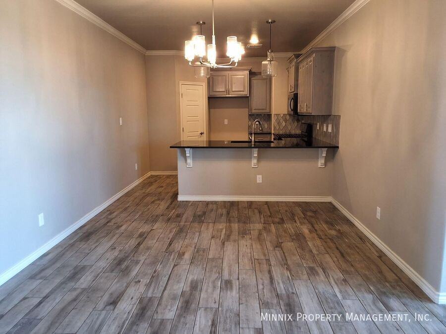 5313 Kilyn Court - Photo 3 of 8