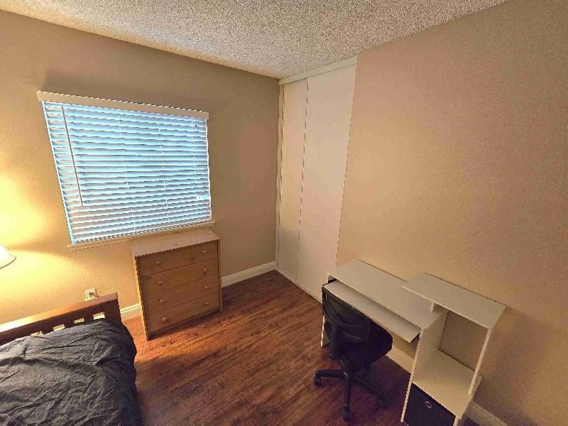 22768 Scotia Ln #ONLY - Photo 2 of 7