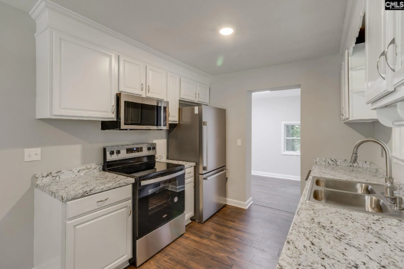 827 Woodside Ave - Photo 3 of 6