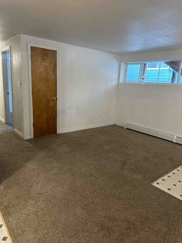 4027 E 8th Ave #3 - Photo 4 of 9