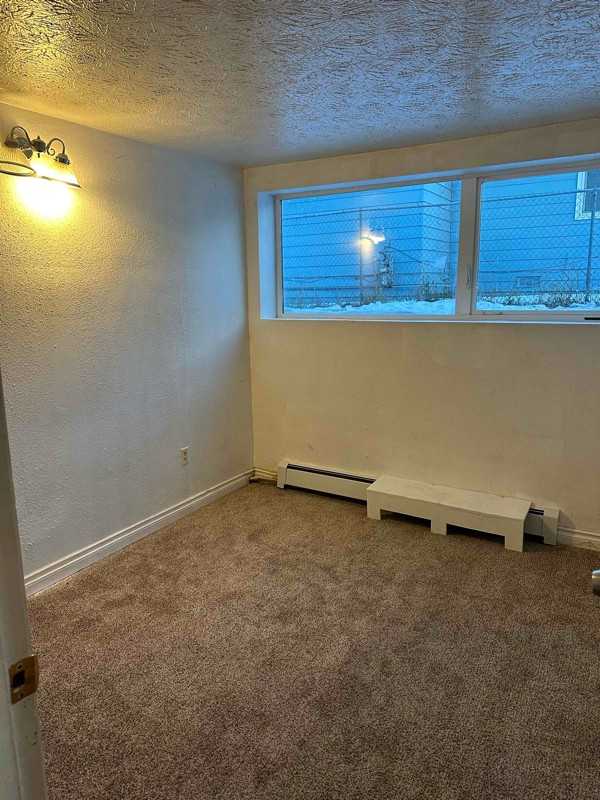 4027 E 8th Ave #3 - Photo 6 of 9