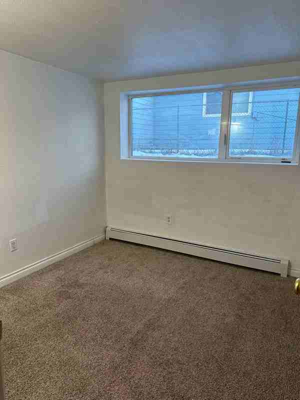 4027 E 8th Ave #3 - Photo 7 of 9