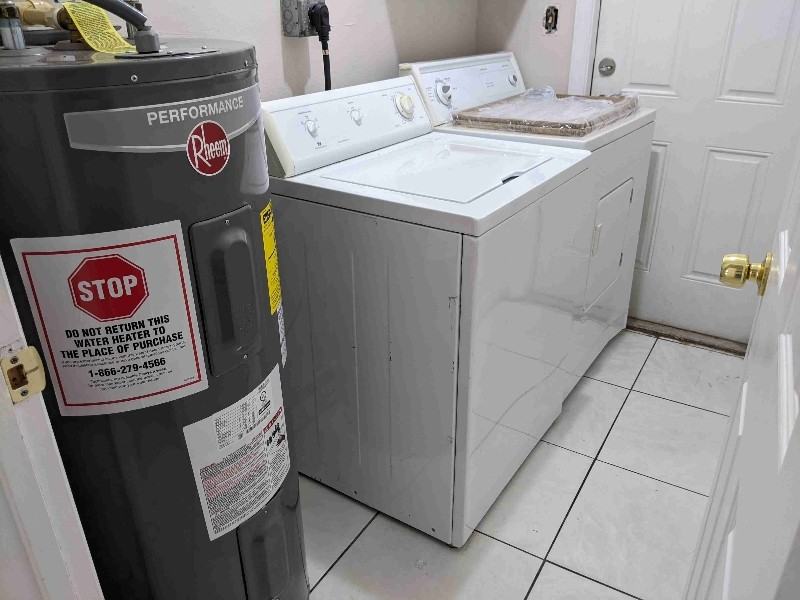 2649 Jamaica Dr - Photo 5 of 11