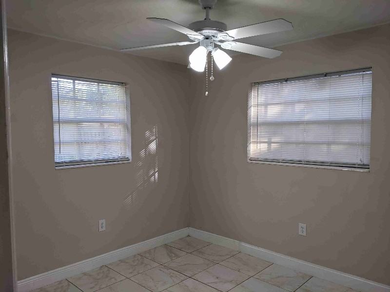 2649 Jamaica Dr - Photo 7 of 11