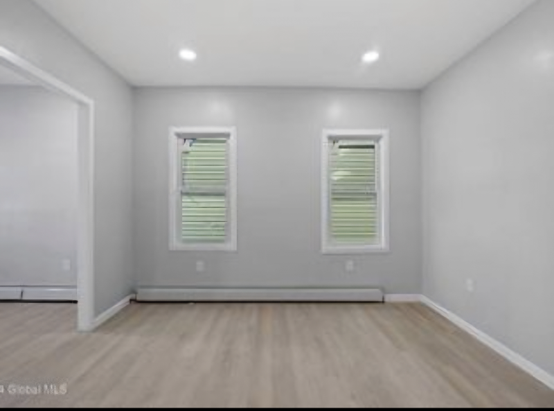 20 Benson St #1 - Photo 3 of 9