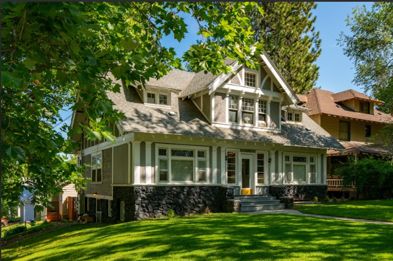 1828 West 9th - Photo 2 of 3