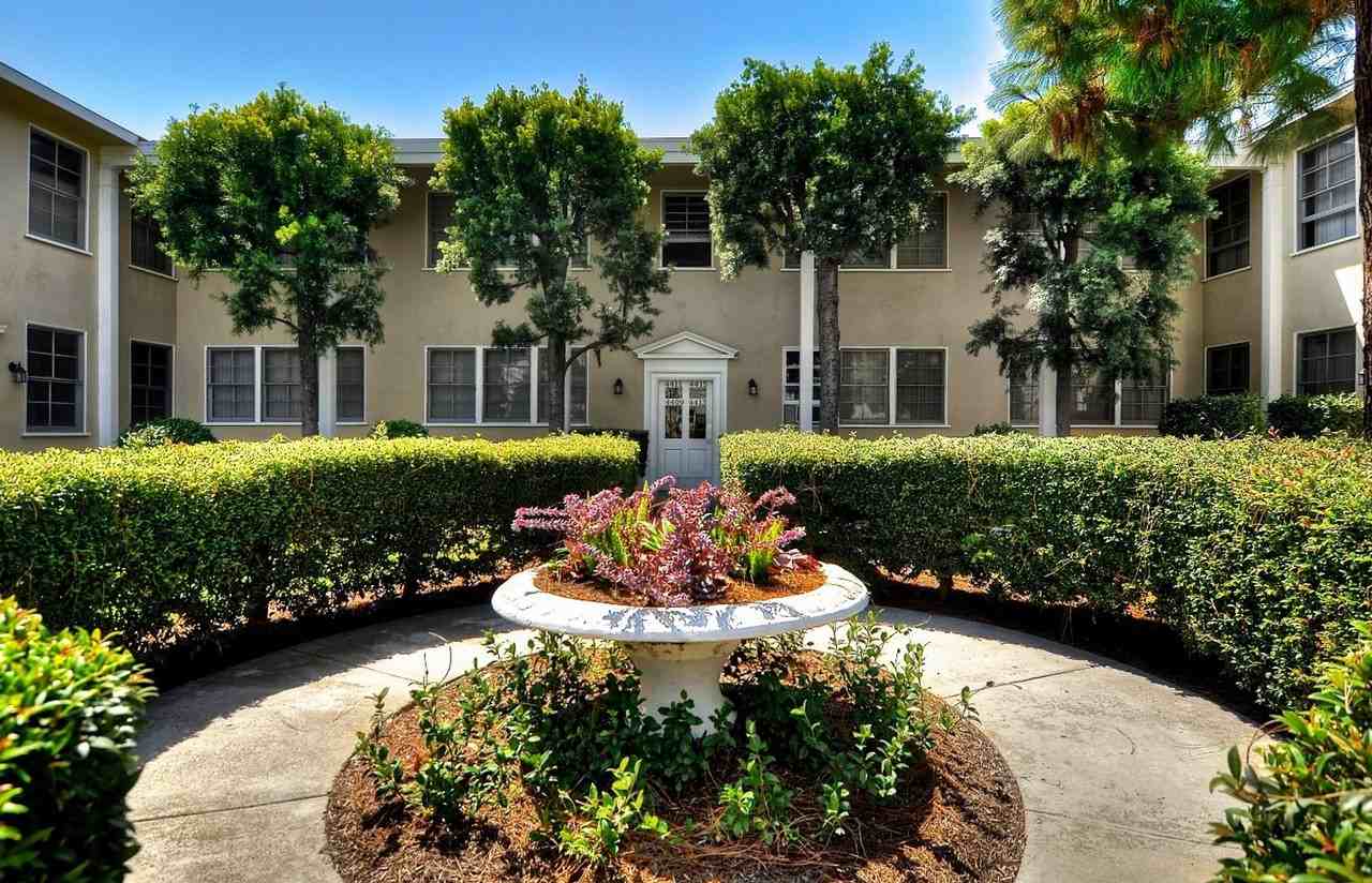 Le Park Apartments - Photo 3 of 28