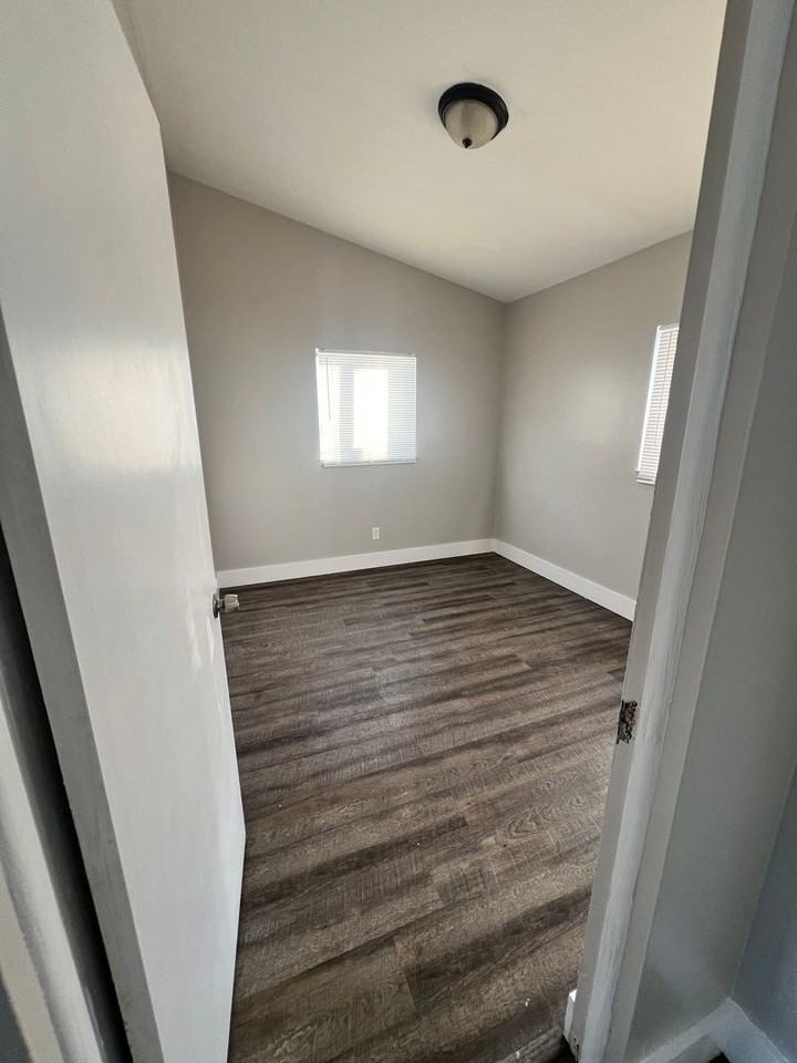 MAPLE RIDGE - Photo 6 of 17