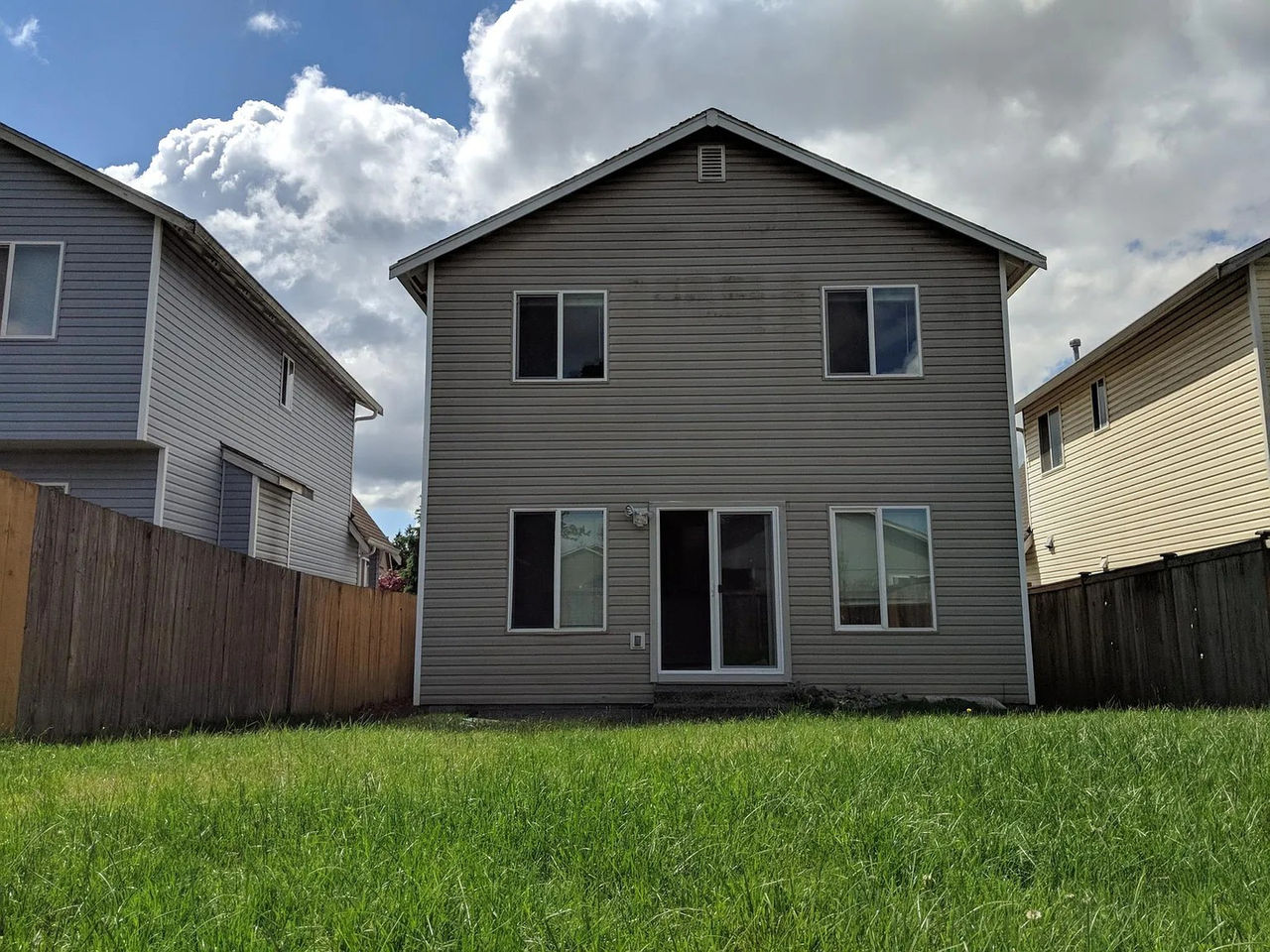 2809 186th St E - Photo 3 of 24
