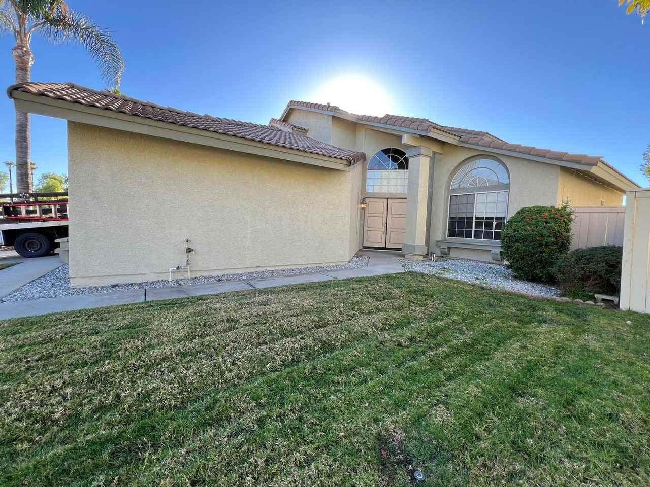 7834 Boxwood Ct - Photo 2 of 30