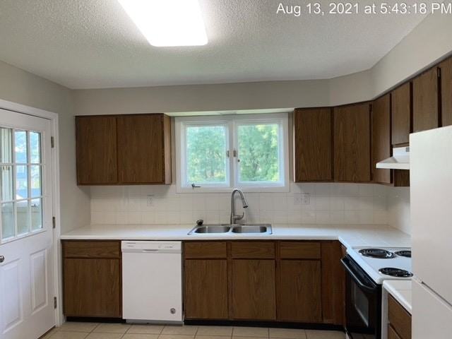 2207 Saratoga Drive, Unit 4 - Photo 3 of 4