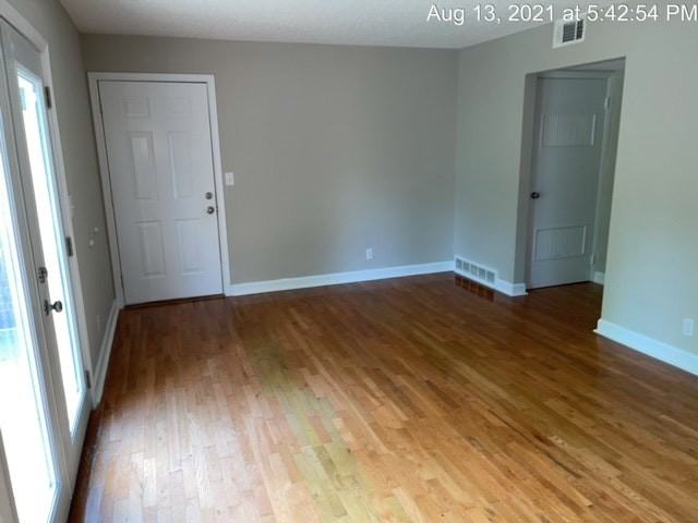 2207 Saratoga Drive, Unit 4 - Photo 4 of 4