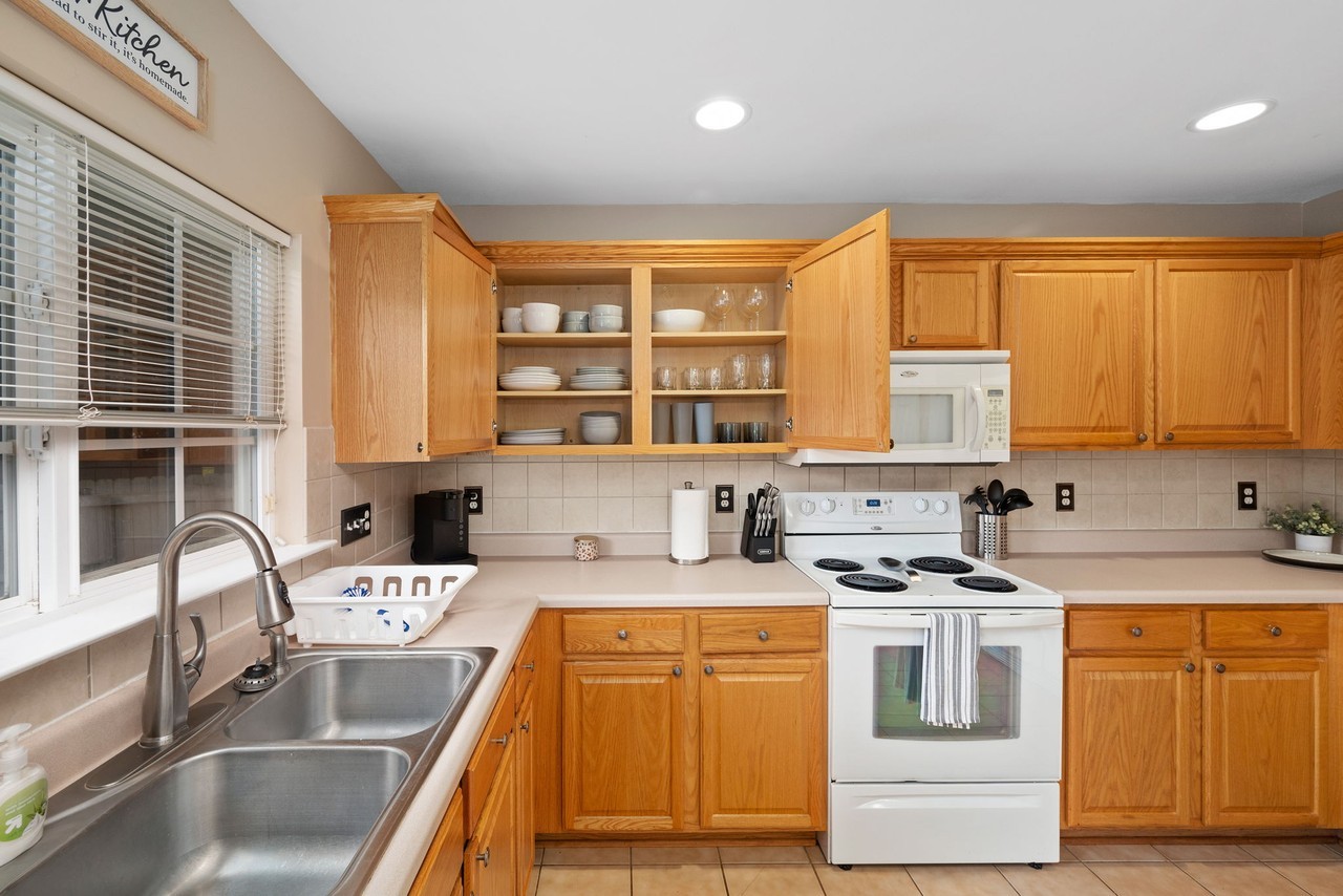 160 Solheim Ln #NA - Photo 3 of 17