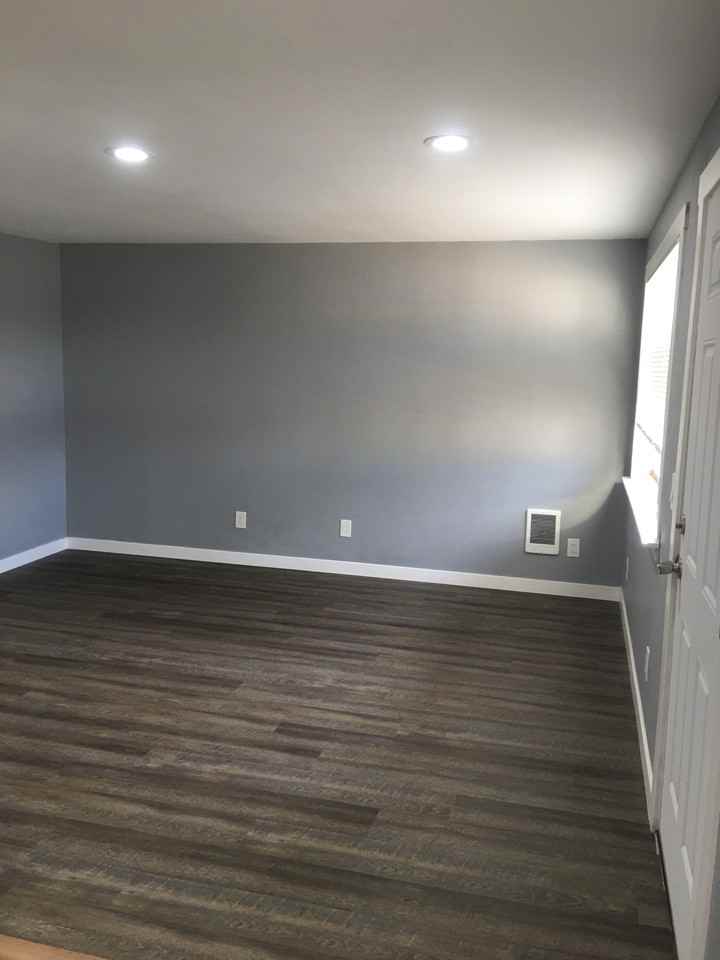 20036 30th Ave S #S6 - Photo 2 of 12