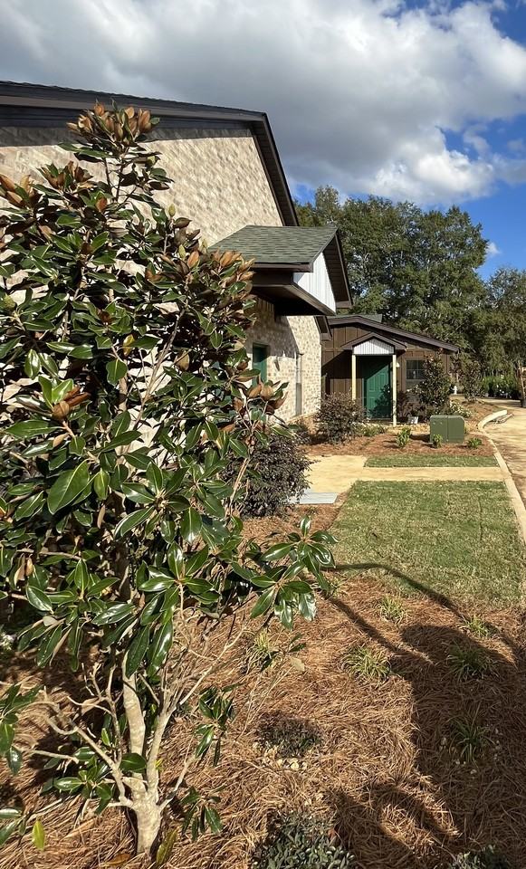 1024 S Veterans Memorial Blvd #1024A - Photo 3 of 15