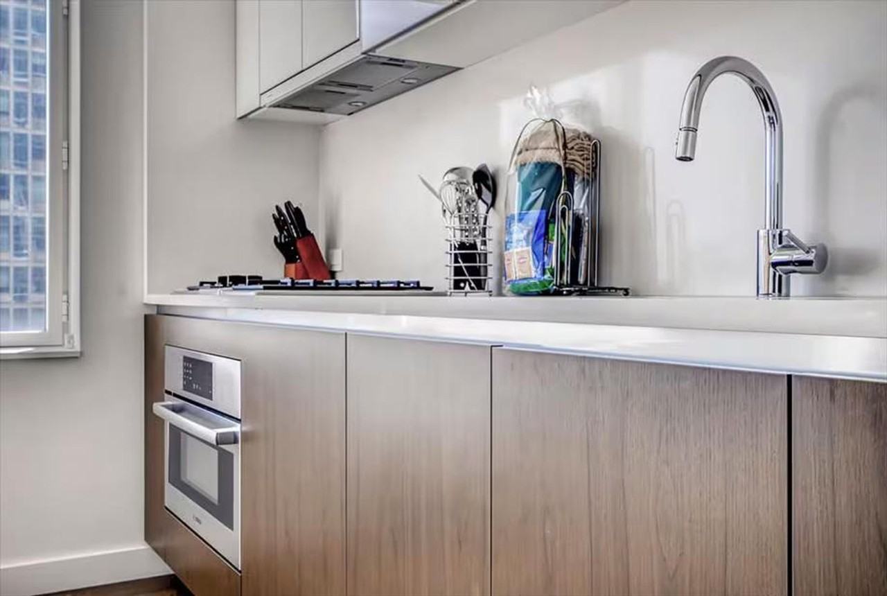 605 West 42nd Street - Photo 5 of 96