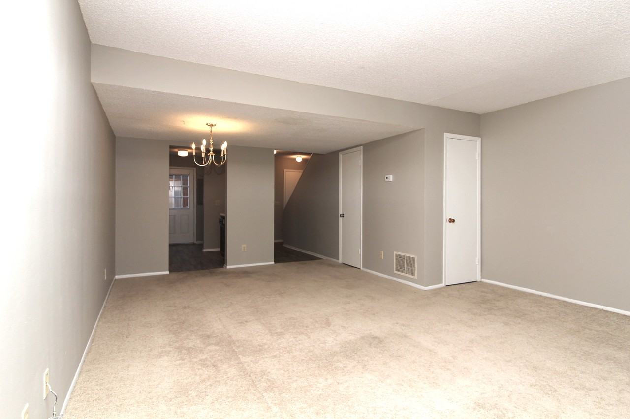 901 Olmstead Drive, Unit 26 - Photo 2 of 36