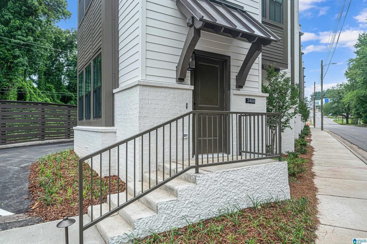 2468 18th St S #2468 - Photo 4 of 26