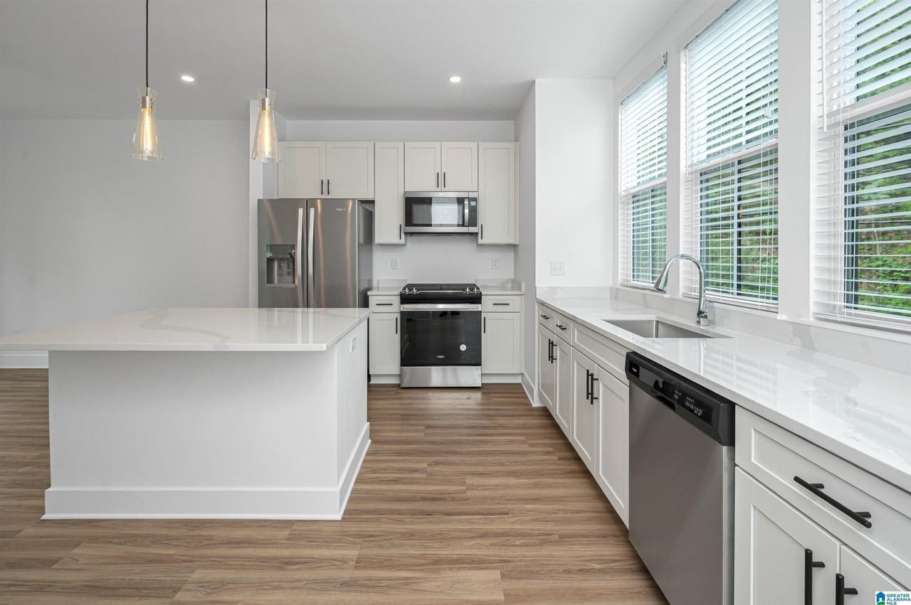 2468 18th St S #2468 - Photo 7 of 26