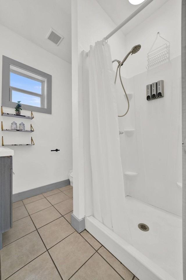 North York Street - Photo 2 of 12