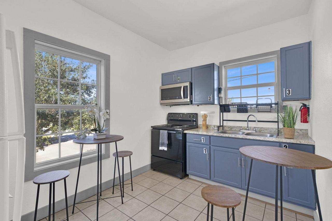 North York Street - Photo 6 of 12