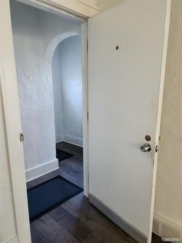 196 Bondale Ave - Photo 2 of 16